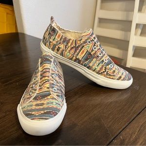 Corky’s Babalu Women’s 8